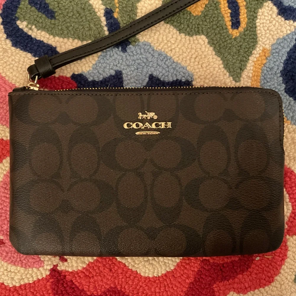 Coach Signature Canvas Brown/Black Corner Zip Wristlet NWOT